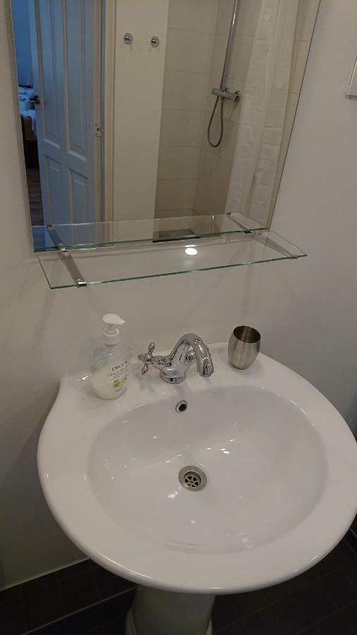 City Centre Kreutzwaldi Apartment, Free Parking Tallin Exterior foto