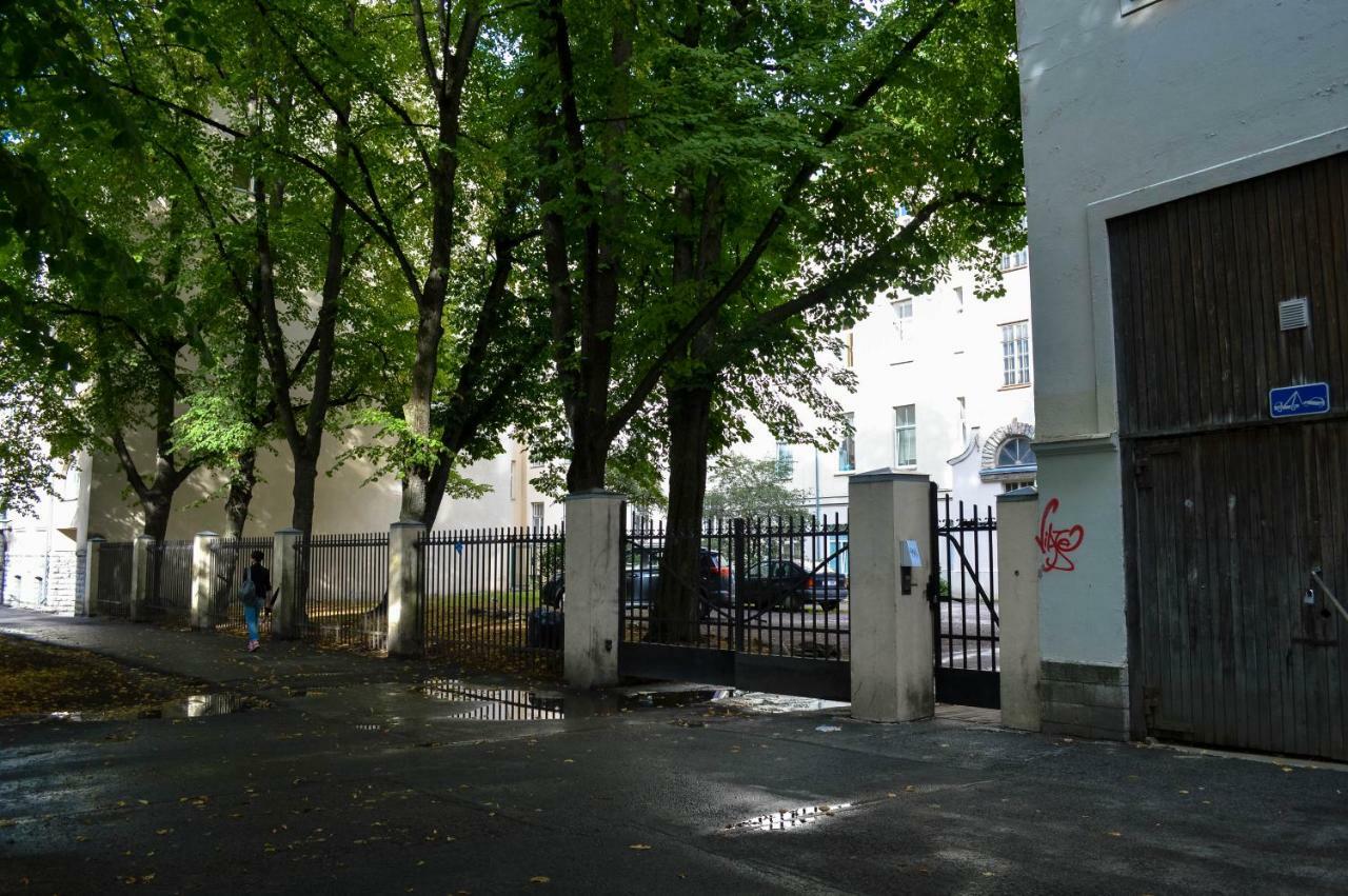 City Centre Kreutzwaldi Apartment, Free Parking Tallin Exterior foto